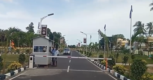 imAI remote controlled standard boom barrier gate at G Square Zen in Tiruchirappalli