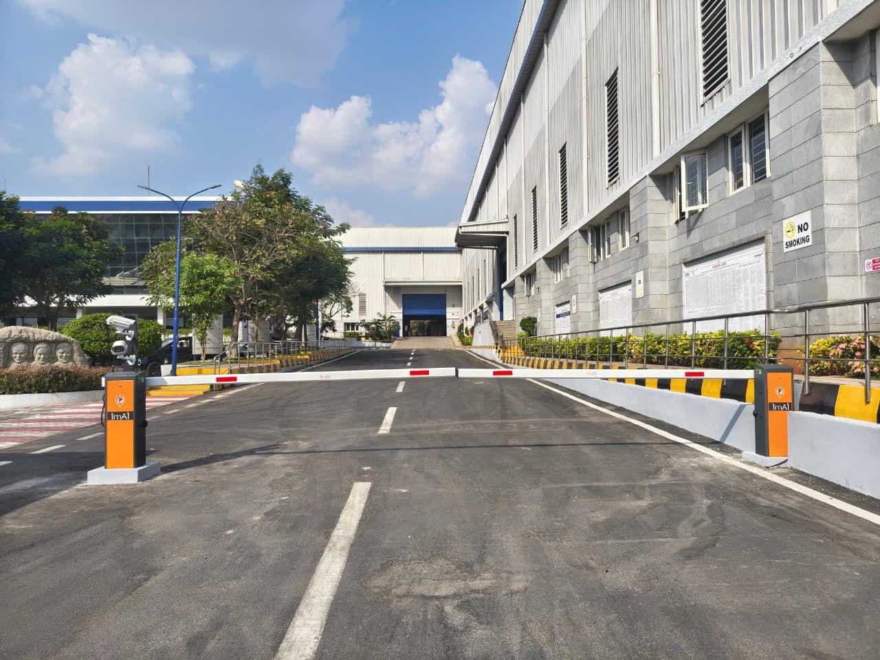 imAI smart industrial warehouse logistics and vehicle access control barrier system in action